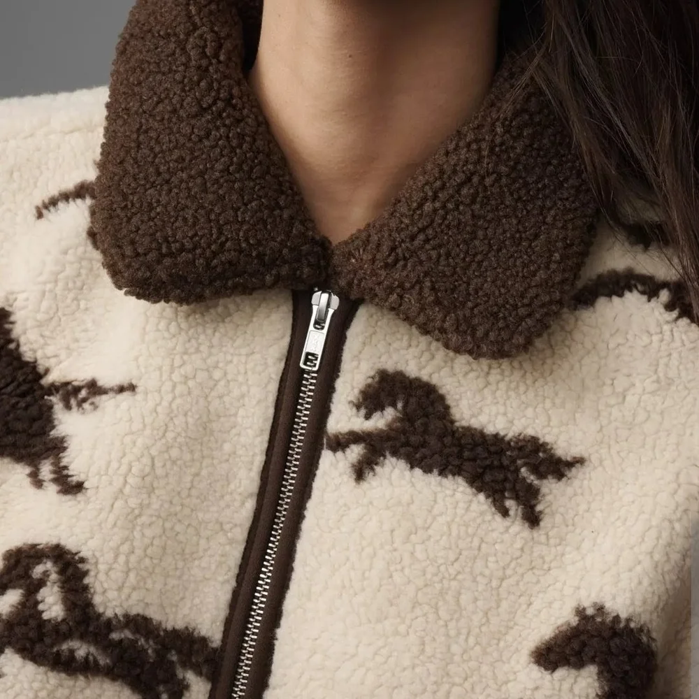 NWT THE GREAT. Pasture Fleece Jacket Horse Print Off White Size 1 - Picture 3 of 12